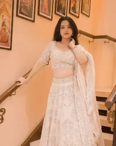Escort Pakke-Kessang